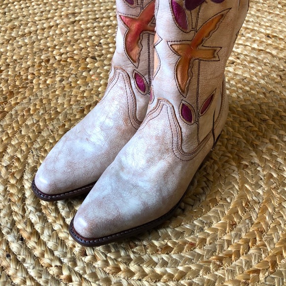 Bed Stu Cobbler Series Valencia II Western Cowboy Boots Floral Birds NEW! - Picture 6 of 11